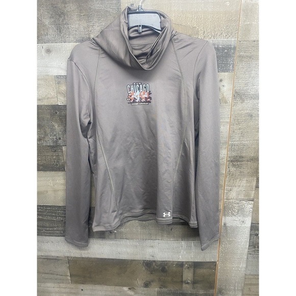 Under Armour Womens Run Chicago Fitted Long Sleeve Pullover SZ M New Grey - Picture 1 of 5